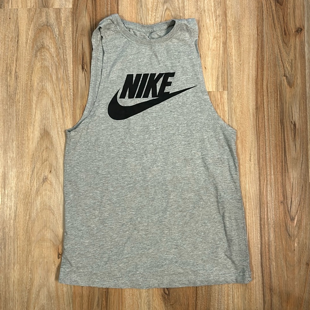 Nike muscle tank top